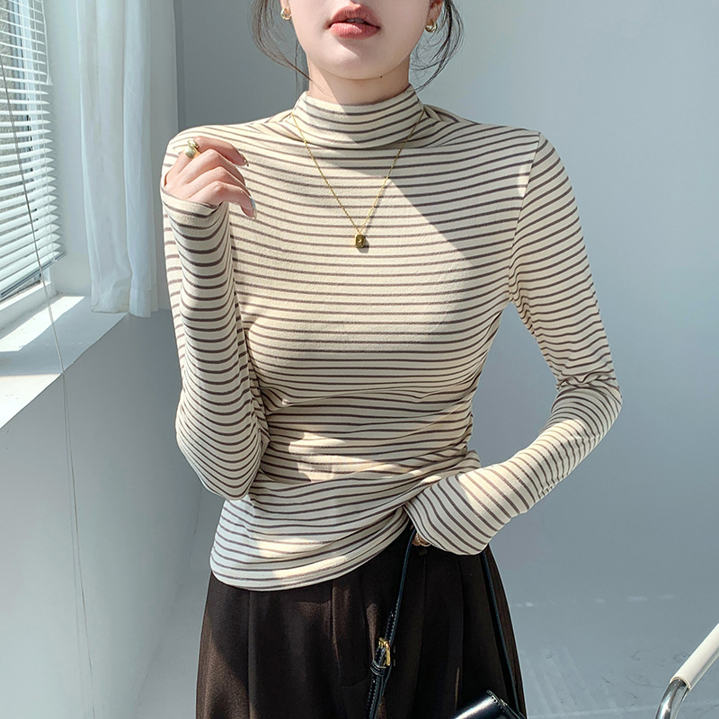 クラシックなストライプ柄の女性用モックネックトップス、スリム - Base Layer Top のレビューと価格