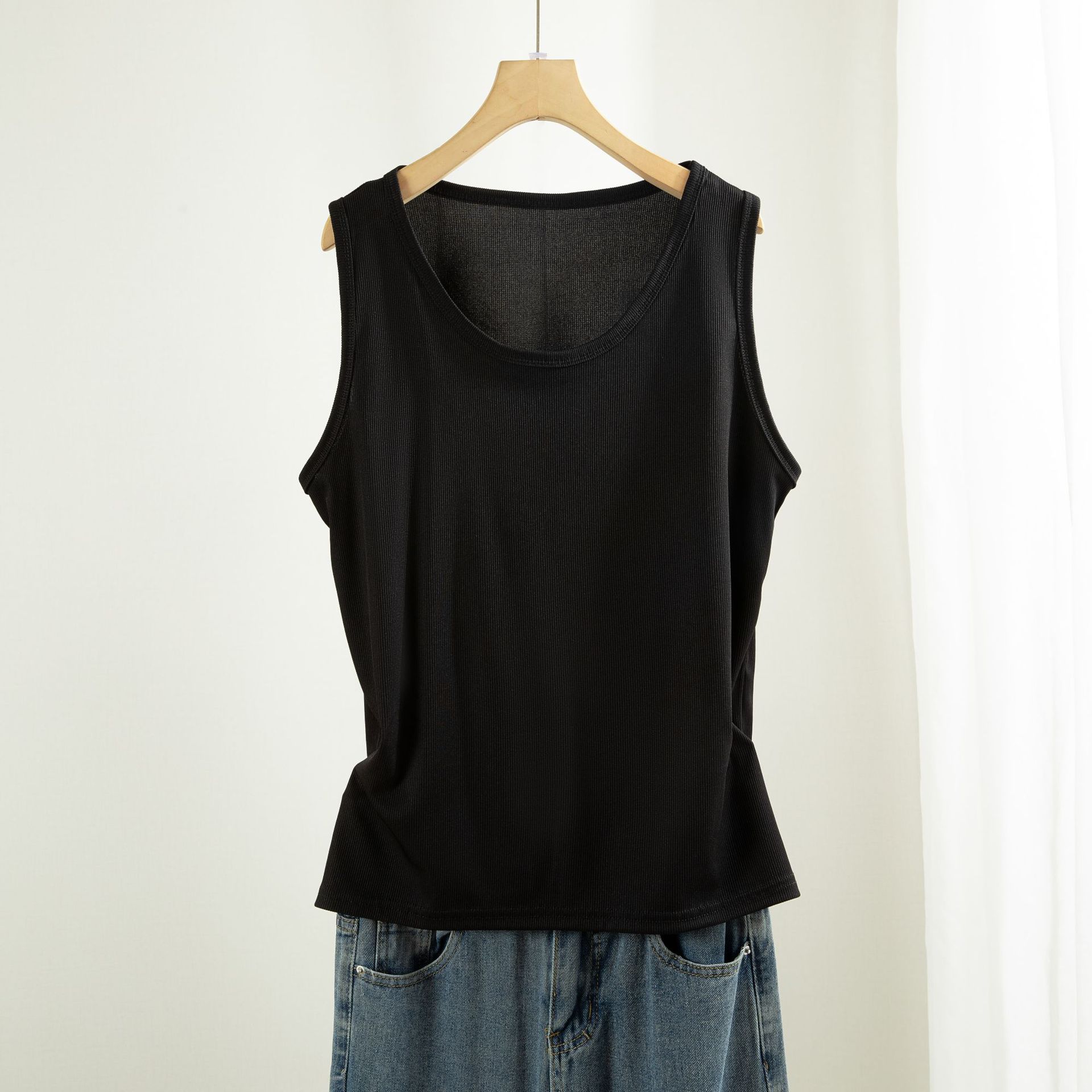 女性用リブ編みシルクTシャツ,リブトップ,VネックTシャツ, - Tank Top Ribbed のレビューと価格